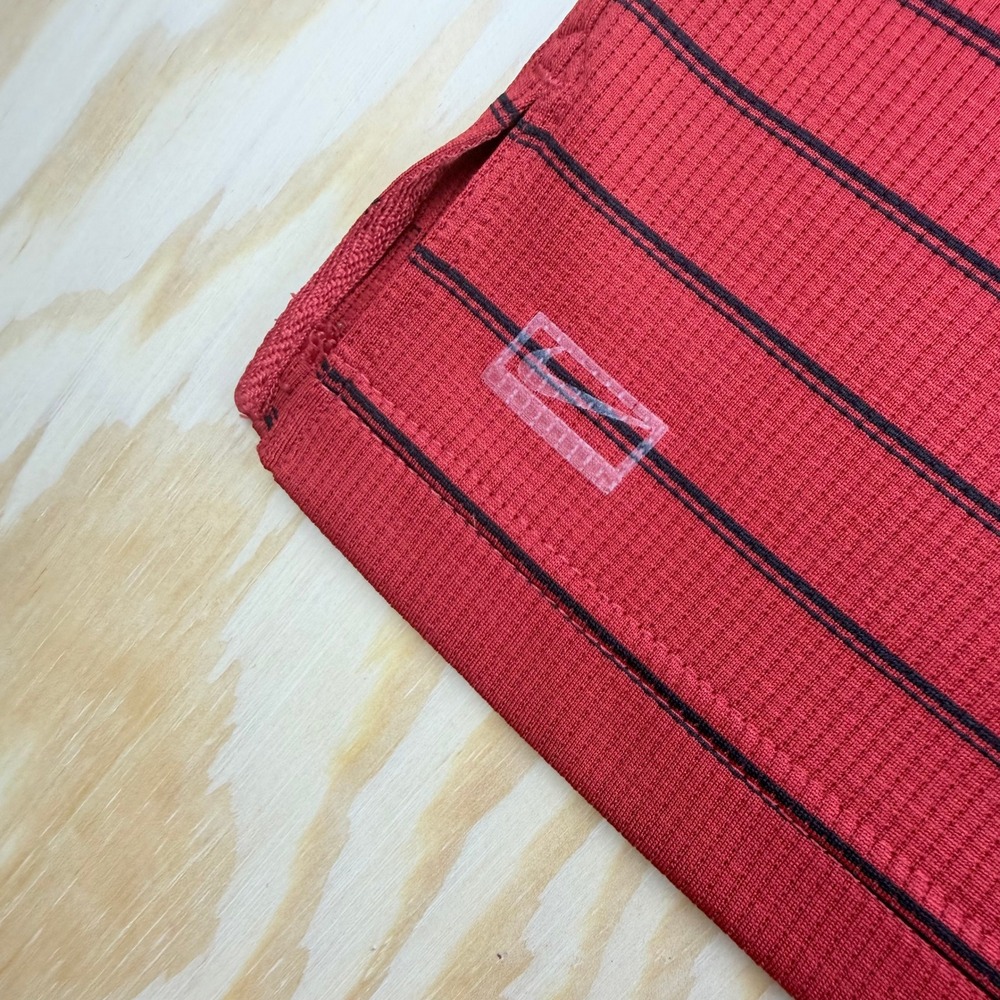 Nike Mens XL Red Black Striped Short Sleeve Golf Polo Shirt Waffle Knit Swoosh - Picture 6 of 7